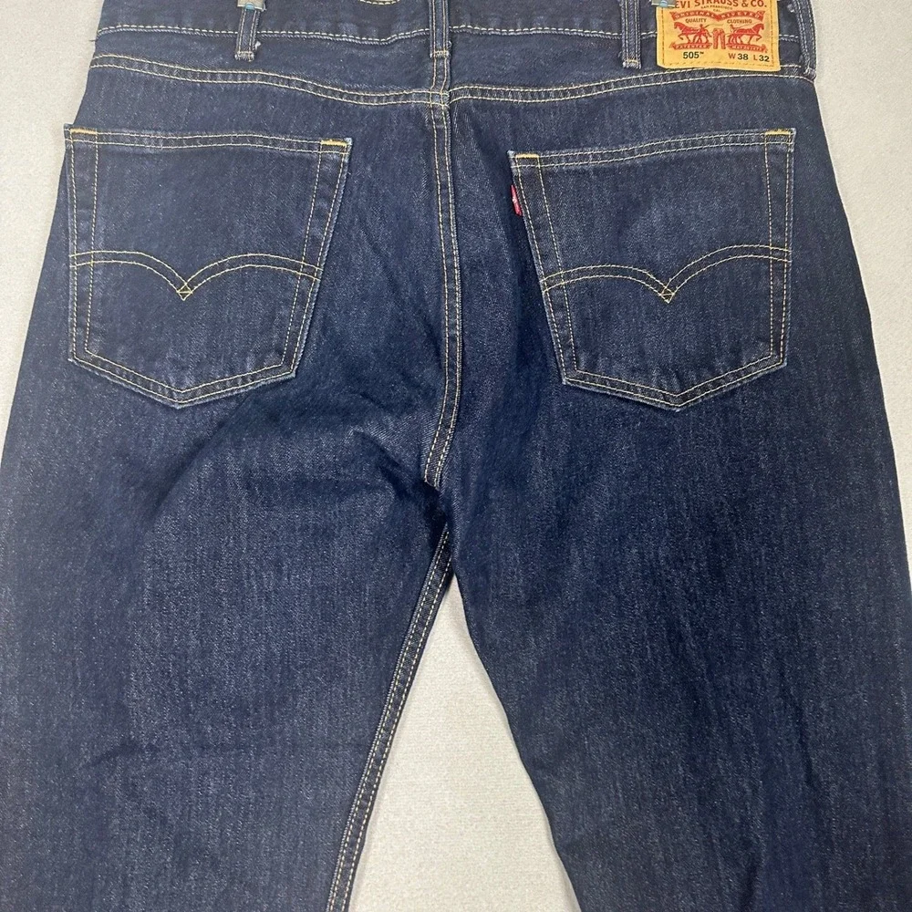 Levis levis 505